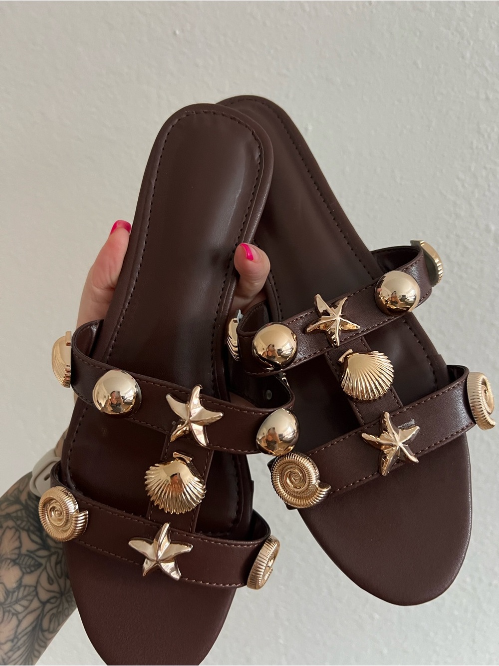 Brown Seashell Sandals - Picture 4 of 4